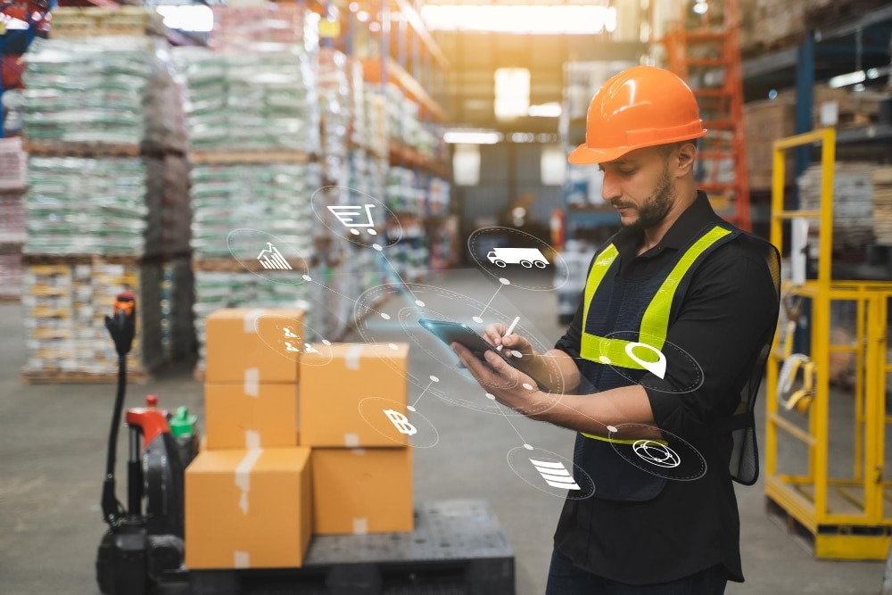 tecnologia-comercial-logistica-global-entrega-carga-transporte-almacen-conexion-exportacion-servicio-envio-orden-empresario